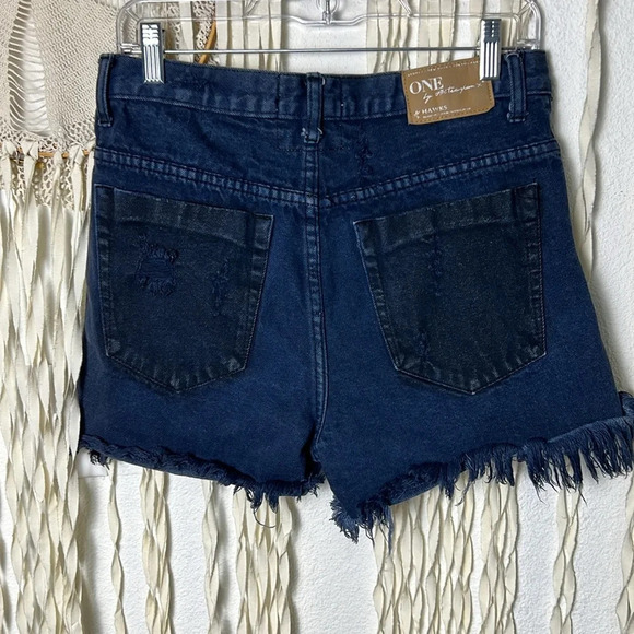 Free People | One Teaspoon Distressed Dark Wash Hawk Shorts Size 28 - Picture 4 of 10